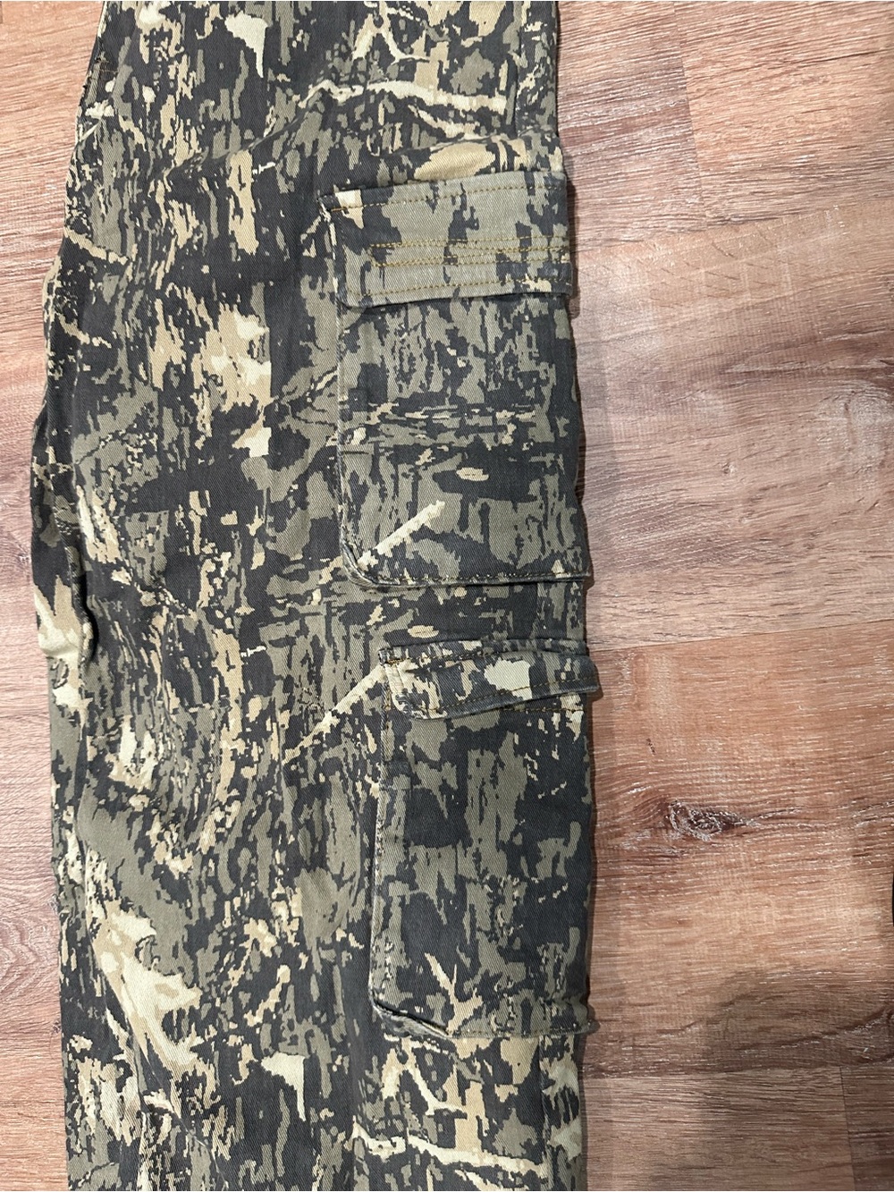Fashion Nova Topanga Camo Cargo Pant - Picture 5 of 7
